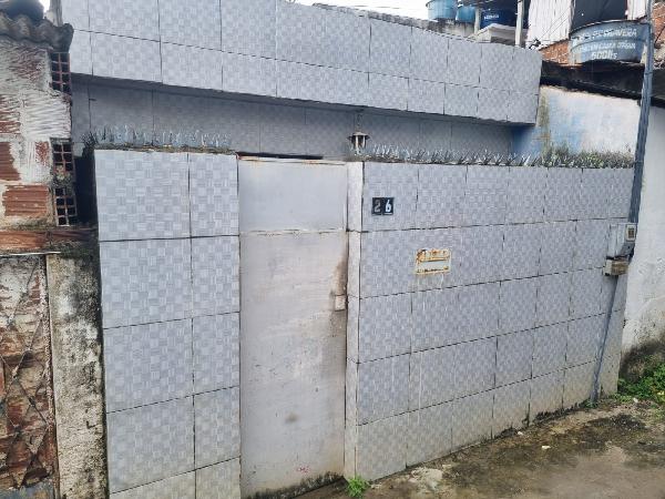 Vende-se em Olinda-PE  Casa, 46.51 de área total, 46.51 de área privativa, 60.00 de área do terreno,  3_qto(s), a.serv, WC, 1_sala(s), cozinha, Terraco.