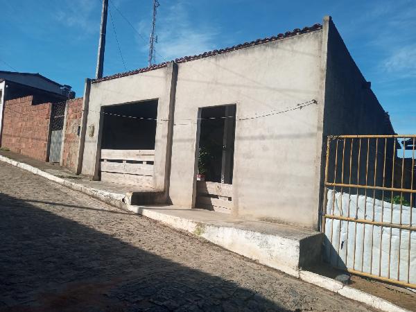 Vende-se em Cha De Alegria-PE  Casa, 84.00 de área privativa, 126.00 de área do terreno,  2_qto(s), WC, 1_sala(s), cozinha.