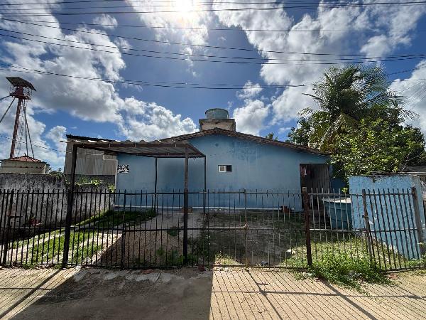 Vende-se em Igarassu-PE  Casa, 38.95 de área total, 38.95 de área privativa, 73.12 de área do terreno,  1_qto(s), a.serv, WC, 1_sala(s), cozinha, 1_vaga(s) de garagem.