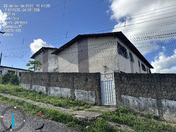 Vende-se em Igarassu-PE  apto, 55.22 de área total, 55.22 de área privativa,  2_qto(s), varanda, WC, 1_sala(s), cozinha, 1_vaga(s) de garagem.
