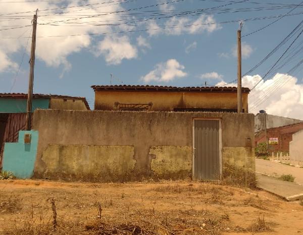 Vende-se em Cha De Alegria-PE  Casa, 50.36 de área privativa, 104.00 de área do terreno,  2_qto(s), WC, 1_sala(s), cozinha.
