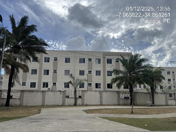 Vende-se em Paulista-PE  apto, 45.26 de área total, 38.40 de área privativa,  2_qto(s), WC, 1_sala(s), cozinha, 1_vaga(s) de garagem.