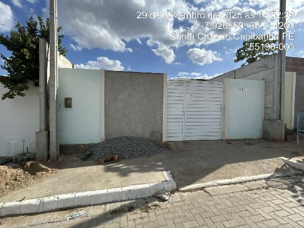 Vende-se em Santa Cruz Do Capibaribe-PE  Casa, 46.30 de área total, 46.30 de área privativa, 148.20 de área do terreno,  2_qto(s), a.serv, WC, 1_sala(s), cozinha.