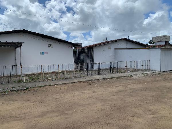 Vende-se em Itapissuma-PE  Casa, 49.07 de área privativa, 49.07 de área do terreno,  2_qto(s), a.serv, WC, 1_sala(s), cozinha, Terraco, 1_vaga(s) de garagem.