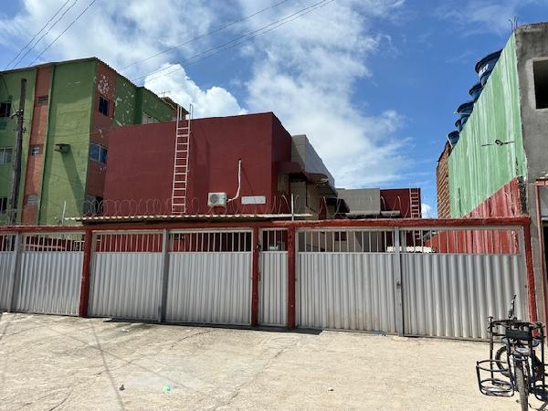 Vende-se em Olinda-PE  apto, 55.74 de área total, 55.74 de área privativa,  2_qto(s), varanda, a.serv, WC, 1_sala(s), cozinha, 1_vaga(s) de garagem.