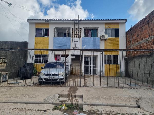 Vende-se em Paulista-PE  apto, 52.32 de área total, 49.17 de área privativa,  2_qto(s), WC, 1_sala(s), cozinha, 1_vaga(s) de garagem.