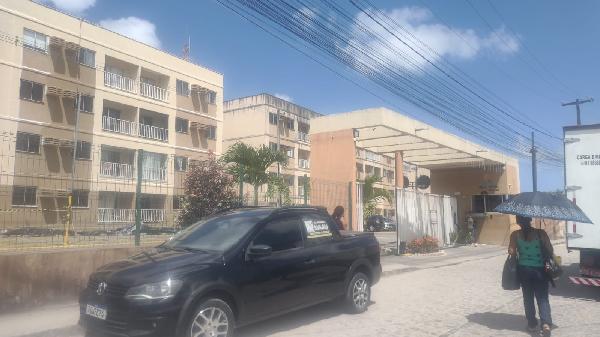 Vende-se em Paulista-PE  apto, 62.21 de área total, 45.57 de área privativa,  2_qto(s), varanda, a.serv, WC, 1_sala(s), cozinha, 1_vaga(s) de garagem.