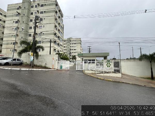 Vende-se em Paulista-PE  apto, 98.81 de área total, 62.88 de área privativa,  3_qto(s), a.serv, WC, 1_sala(s), cozinha.