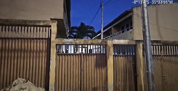 Vende-se em Gravata-PE  apto, 86.78 de área total, 71.05 de área privativa,  2_qto(s), a.serv, WC, 1_sala(s), cozinha.