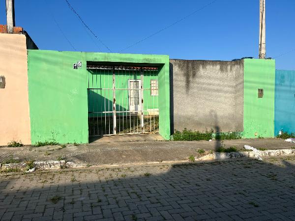 Vende-se em Belo Jardim-PE  Casa, 46.30 de área total, 46.30 de área privativa, 148.20 de área do terreno,  2_qto(s), a.serv, WC, 1_sala(s), cozinha.