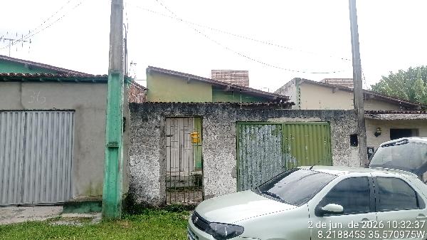 Vende-se em Gravata-PE  Casa, 50.00 de área total, 50.00 de área privativa, 90.00 de área do terreno,  2_qto(s), a.serv, WC, 2_sala(s), cozinha, Terraco.
