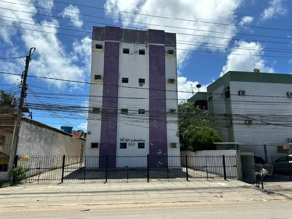 Vende-se em Olinda-PE  apto, 52.13 de área total, 39.75 de área privativa,  2_qto(s), WC, 1_sala(s), cozinha.