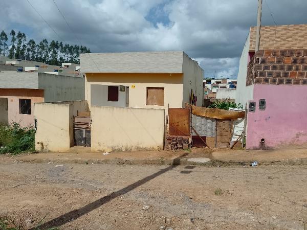 Vende-se em Cha De Alegria-PE  Casa, 57.81 de área total, 57.81 de área privativa, 140.25 de área do terreno,  2_qto(s), WC, 1_sala(s), cozinha, Terraco, 1_vaga(s) de garagem.