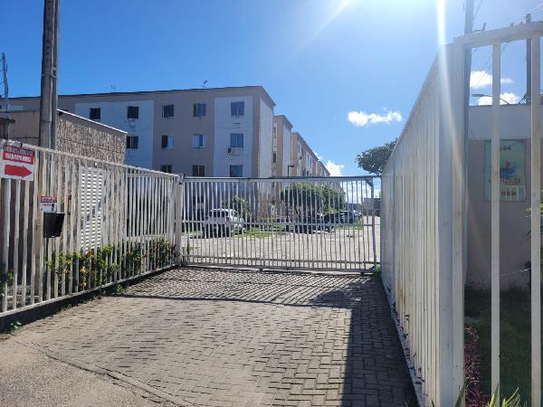 Vende-se em Jaboatao Dos Guararapes-PE  apto, 68.38 de área total, 41.56 de área privativa,  2_qto(s), a.serv, WC, 1_sala(s), cozinha.