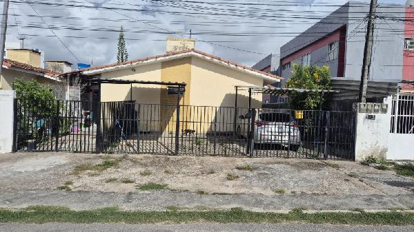 Vende-se em Olinda-PE  Casa, 53.24 de área total, 53.24 de área privativa,  2_qto(s), a.serv, WC, 1_sala(s), cozinha, Terraco, 1_vaga(s) de garagem.