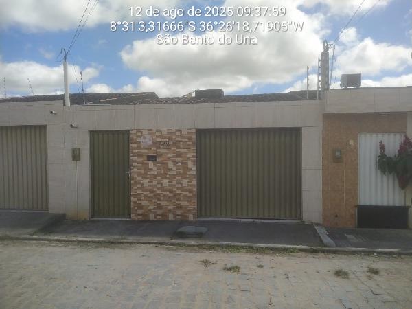 Vende-se em Sao Bento Do Una-PE  Casa, 68.28 de área total, 68.28 de área privativa, 90.00 de área do terreno,  2_qto(s), WC, 1_sala(s), cozinha, 1_vaga(s) de garagem.