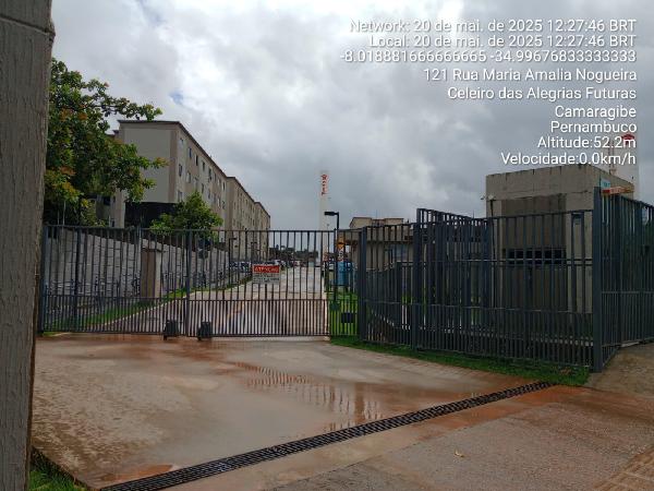 Vende-se em Camaragibe-PE  apto, 96.04 de área total, 41.79 de área privativa,  2_qto(s), a.serv, WC, 1_sala(s), cozinha.