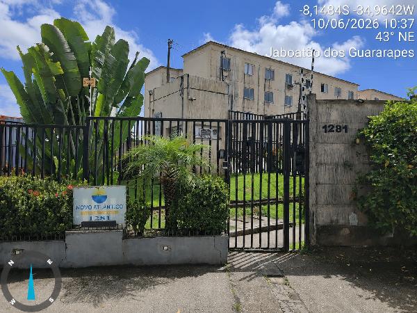 Vende-se em Jaboatao Dos Guararapes-PE  apto, 76.58 de área total, 41.79 de área privativa,  2_qto(s), WC, 1_sala(s), cozinha, 1_vaga(s) de garagem.