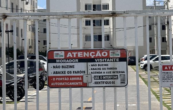 Vende-se em Paulista-PE  apto, 77.88 de área total, 41.79 de área privativa,  2_qto(s), WC, 1_sala(s), cozinha.