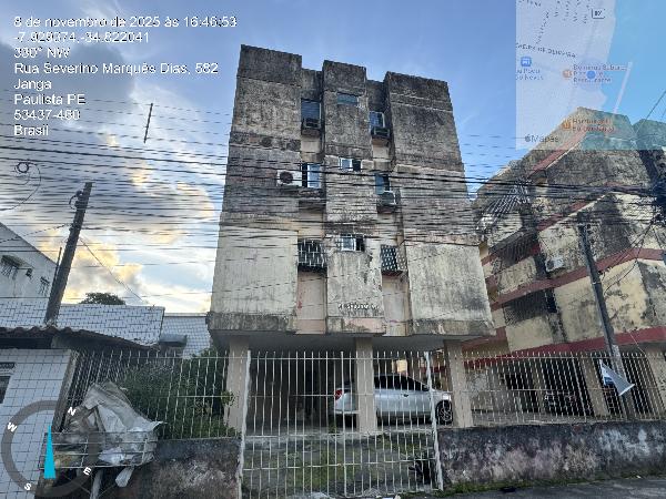 Vende-se em Paulista-PE  apto, 126.03 de área total, 126.03 de área privativa,  2_qto(s), a.serv, WC, 1_sala(s), DCE, cozinha.