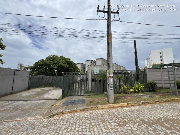 Vende-se em Camaragibe-PE  apto, 96.04 de área total, 41.79 de área privativa,  2_qto(s), WC, 1_sala(s), cozinha.