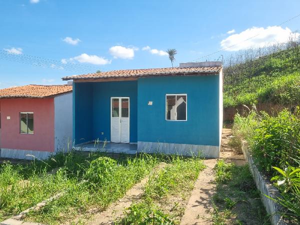 Vende-se em Gloria Do Goita-PE  Casa, 55.80 de área privativa, 140.00 de área do terreno,  2_qto(s), WC, 1_sala(s), cozinha, 1_vaga(s) de garagem.