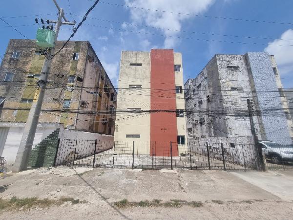 Vende-se em Paulista-PE  apto, 77.14 de área total, 71.08 de área privativa,  2_qto(s), a.serv, WC, WC Emp, 1_sala(s), DCE, cozinha.