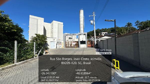 Vende-se em Joinville-SC  apto, 61.65 de área total, 39.30 de área privativa,  2_qto(s), WC, 1_sala(s), cozinha, 2_vaga(s) de garagem.