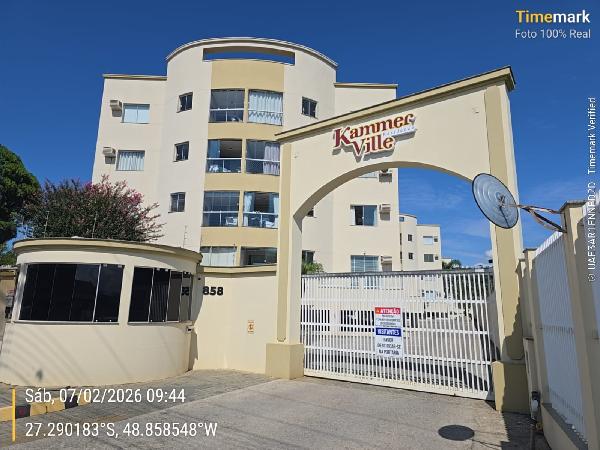 Vende-se em Sao Joao Batista-SC  apto, 93.44 de área total, 74.90 de área privativa,  2_qto(s), a.serv, WC, 1_sala(s), cozinha.