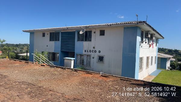 Vende-se em Chapeco-SC  apto, 50.64 de área total, 49.25 de área privativa,  2_qto(s), a.serv, WC, 1_sala(s), cozinha, 1_vaga(s) de garagem.