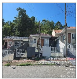 Vende-se em Palhoca-SC  Casa, 48.78 de área privativa, 49.99 de área do terreno, 1_vaga(s) de garagem.