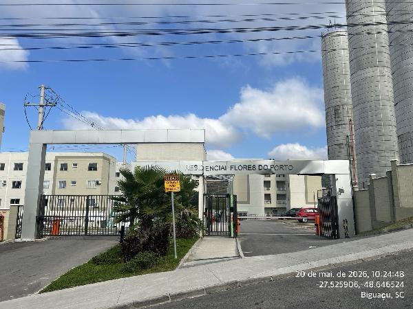 Vende-se em Biguacu-SC  apto, 81.62 de área total, 43.80 de área privativa,  2_qto(s), a.serv, WC, 1_sala(s), cozinha, 1_vaga(s) de garagem.