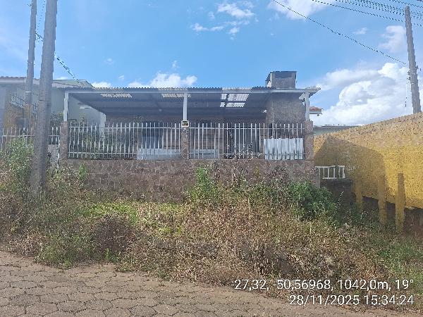 Vende-se em Curitibanos-SC  Casa, 61.13 de área total, 61.13 de área privativa, 300.00 de área do terreno,  1_qto(s).