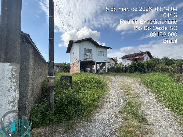 Vende-se em Rio Do Oeste-SC  Casa, 54.14 de área total, 54.14 de área privativa, 463.00 de área do terreno,  2_qto(s), a.serv, 2_vaga(s) de garagem.