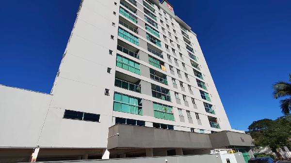 Vende-se em Blumenau-SC  apto, 129.18 de área total, 70.00 de área privativa,  2_qto(s), a.serv, WC, 1_sala(s), cozinha, 1_vaga(s) de garagem.