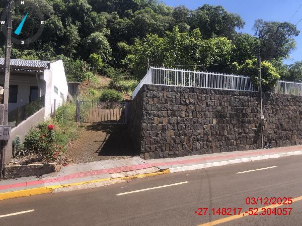 Vende-se em Seara-SC  Terreno, 23311.00 de área do terreno.