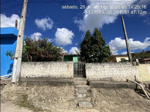 Vende-se em Vitoria De Santo Antao-PE  Casa, 50.73 de área privativa, 200.00 de área do terreno,  2_qto(s), WC, 1_sala(s), cozinha, Terraco.