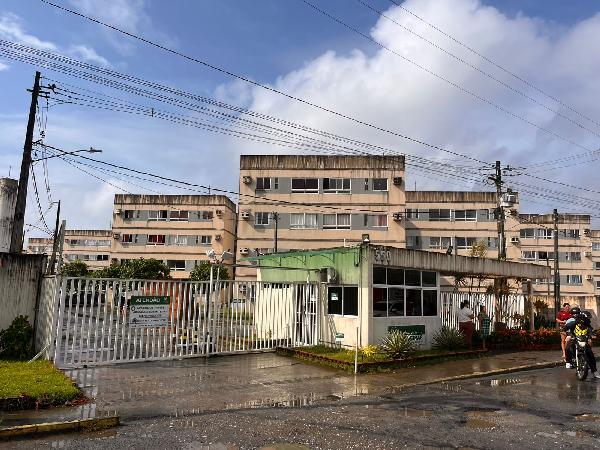 Vende-se em Sao Lourenco Da Mata-PE  apto, 45.35 de área privativa,  2_qto(s), a.serv, WC, 1_sala(s), cozinha, 1_vaga(s) de garagem.