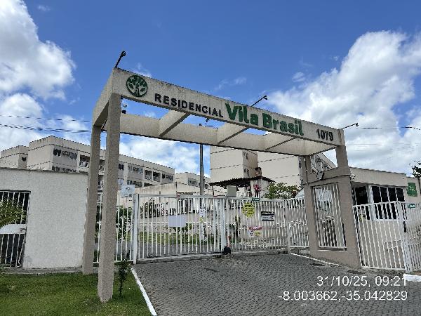 Vende-se em Sao Lourenco Da Mata-PE  apto, 60.68 de área total, 45.90 de área privativa,  2_qto(s), varanda, WC, 1_sala(s), cozinha, 1_vaga(s) de garagem.