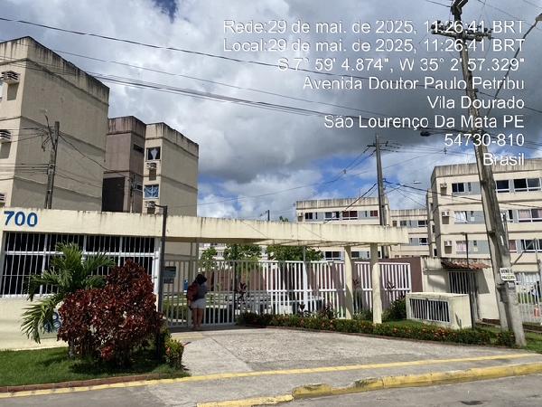 Vende-se em Sao Lourenco Da Mata-PE  apto, 63.97 de área total, 45.35 de área privativa,  2_qto(s), a.serv, WC, 1_sala(s), cozinha, 1_vaga(s) de garagem.