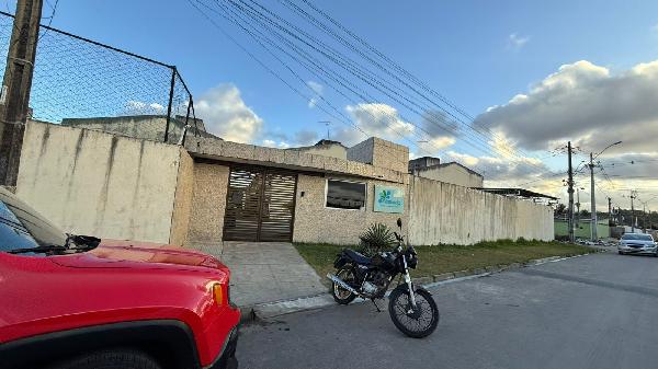Vende-se em Sao Lourenco Da Mata-PE  apto, 46.40 de área total, 43.55 de área privativa,  2_qto(s), a.serv, WC, 1_sala(s), cozinha, 1_vaga(s) de garagem.