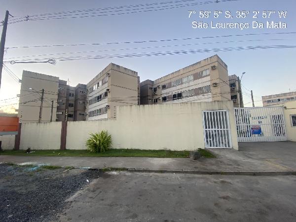 Vende-se em Sao Lourenco Da Mata-PE  apto, 63.97 de área total, 45.35 de área privativa,  2_qto(s), a.serv, WC, 1_sala(s), cozinha, 1_vaga(s) de garagem.