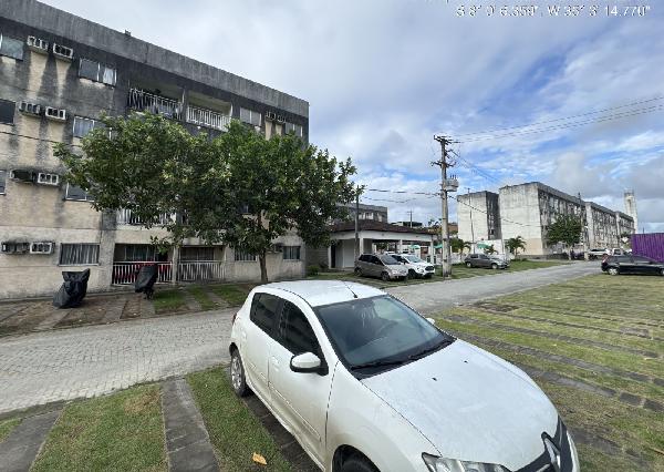 Vende-se em Sao Lourenco Da Mata-PE  apto, 63.00 de área total, 45.90 de área privativa,  2_qto(s), varanda, a.serv, WC, 1_sala(s), cozinha.