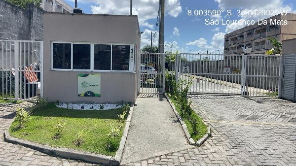 Vende-se em Sao Lourenco Da Mata-PE  apto, 69.46 de área total, 53.55 de área privativa,  3_qto(s), a.serv, WC, 1_sala(s), cozinha, Terraco.
