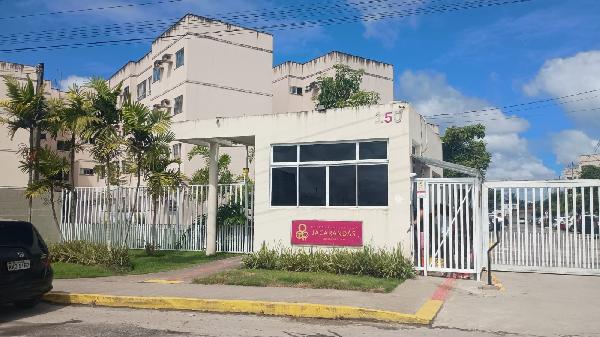 Vende-se em Sao Lourenco Da Mata-PE  apto, 75.18 de área total, 57.77 de área privativa,  2_qto(s), a.serv, WC, 2_sala(s), cozinha, Terraco, 1_vaga(s) de garagem.