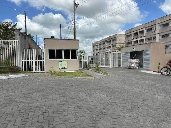 Vende-se em Sao Lourenco Da Mata-PE  apto, 73.68 de área total, 53.55 de área privativa,  3_qto(s), a.serv, WC, 1_sala(s), cozinha, Terraco, 1_vaga(s) de garagem.