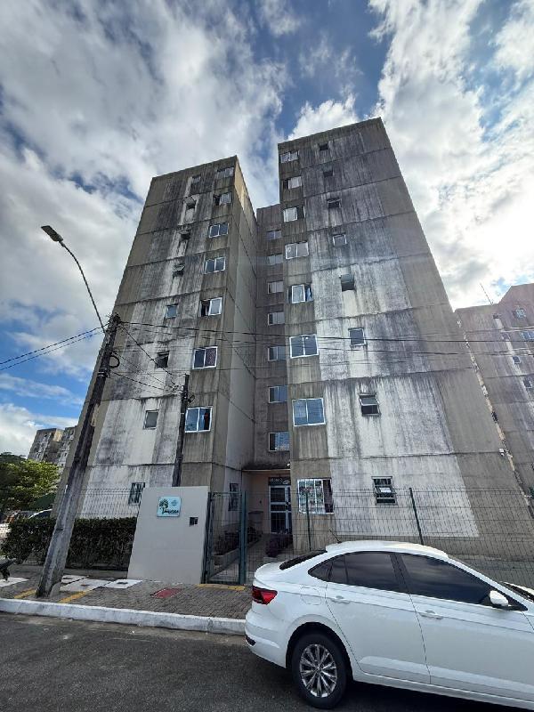 Vende-se em Sao Lourenco Da Mata-PE  apto, 67.69 de área total, 49.12 de área privativa,  2_qto(s), a.serv, WC, 1_sala(s), cozinha, 1_vaga(s) de garagem.