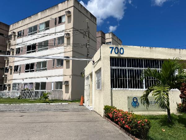 Vende-se em Sao Lourenco Da Mata-PE  apto, 63.97 de área total, 45.35 de área privativa,  2_qto(s), WC, 1_sala(s), cozinha, 1_vaga(s) de garagem.