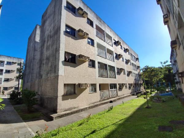Vende-se em Sao Lourenco Da Mata-PE  apto, 63.62 de área total, 46.35 de área privativa,  2_qto(s), a.serv, WC, 1_sala(s), cozinha.