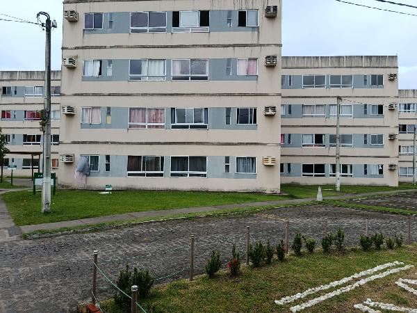 Vende-se em Sao Lourenco Da Mata-PE  apto, 81.10 de área total, 45.35 de área privativa,  2_qto(s), a.serv, WC, 1_sala(s), cozinha, 1_vaga(s) de garagem.